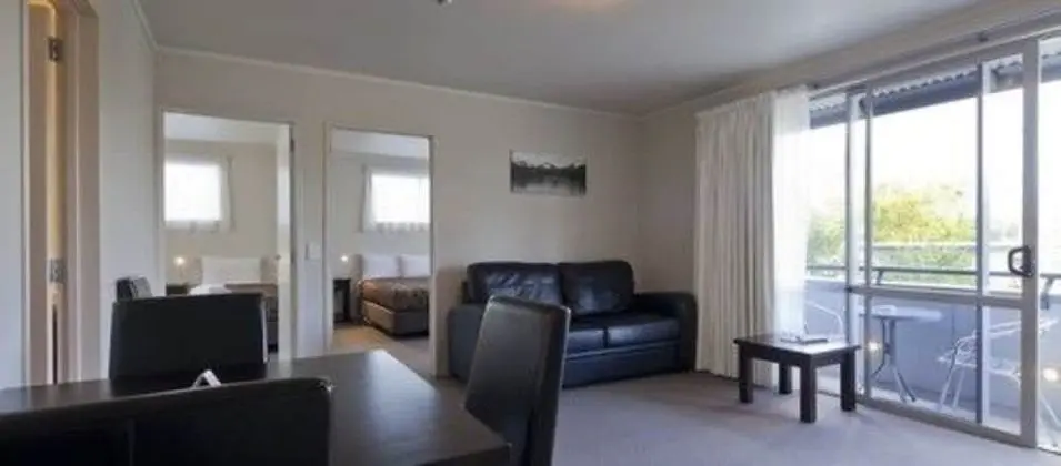 Standard Süit, 2 Yatak Odası, Sigara İçilmez, Küçük Mutfak (Sleeps 4-5)