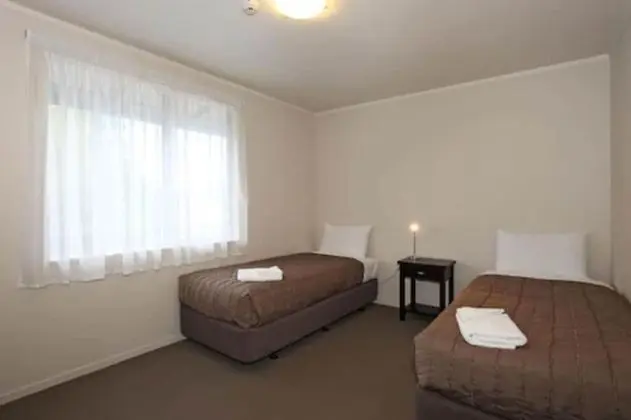 Standard Süit, 2 Yatak Odası, Sigara İçilmez, Küçük Mutfak (Sleeps 4-5)