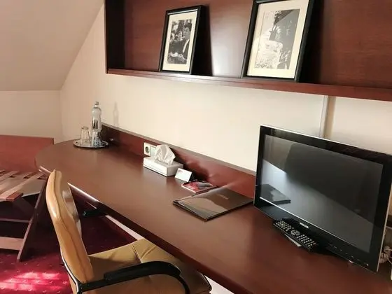 Comfort Tek Büyük Yataklı Oda