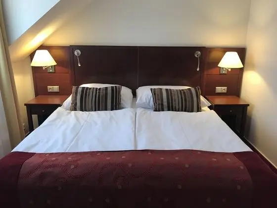 Comfort Tek Büyük Yataklı Oda