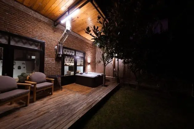 Manolya Golevi Jakuzili