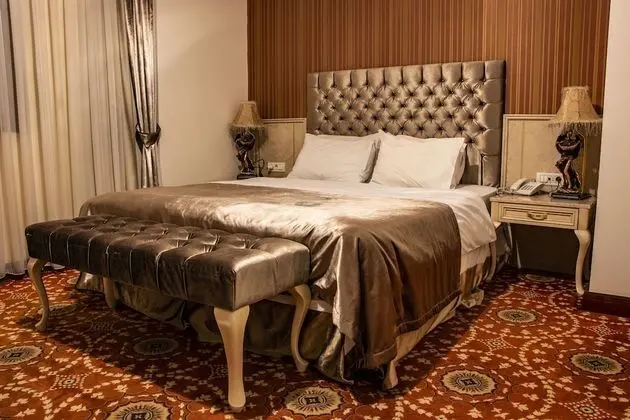 Royal Süit, 1 En Büyük (King) Boy Yatak