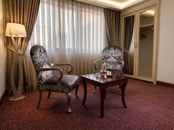 Royal Süit, 1 En Büyük (King) Boy Yatak