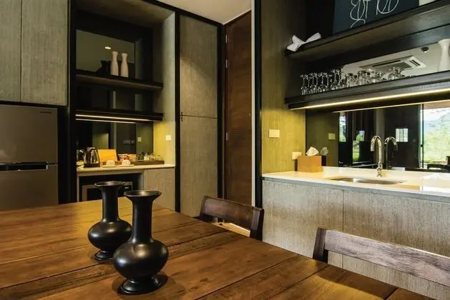 1 Bedroom Suite