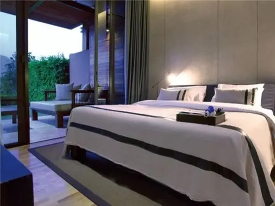 2 Bedroom Suite