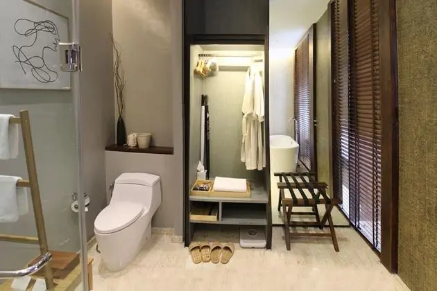 2 Bedroom Suite
