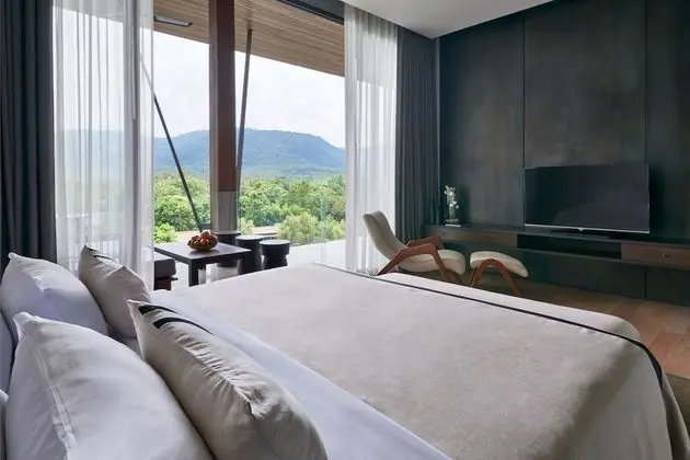 2 Bedroom Suite with Private Pool