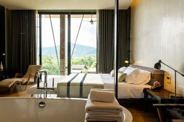 2 Bedroom Suite with Private Pool