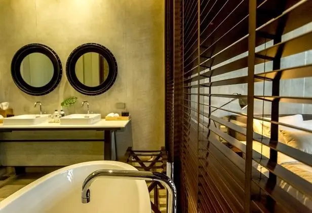 2 Bedroom Suite with Private Pool