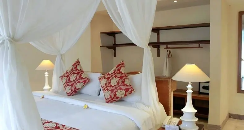 Family Villa, 2 Yatak Odası, Havuz Manzaralı, Bahçeli