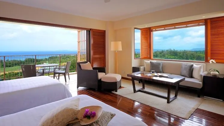 Club Oda, Sigara İçilmez (Luxury Adult Only 16 or over)
