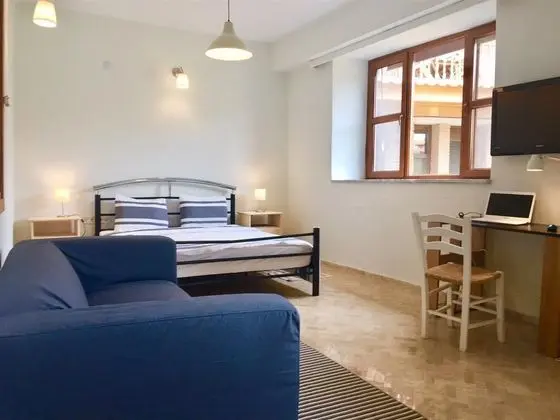 Aile Odası - Bahçe Manzaralı