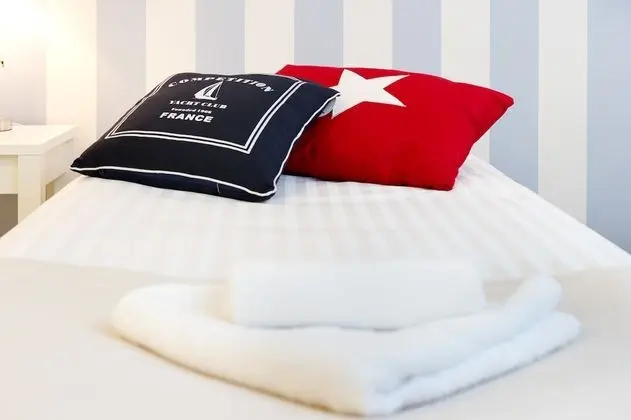 Tek Büyük Yataklı Oda (Kitchenette)