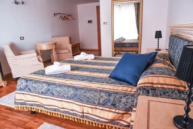 Superior Tek Büyük veya İki Ayrı Yataklı Oda, 1 Çift Kişilik veya 2 Tek Kişilik Yatak