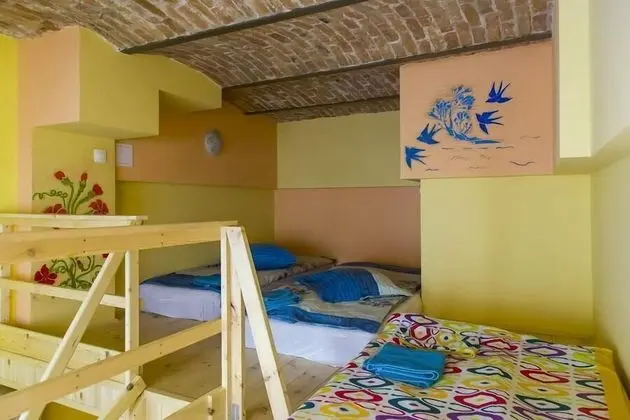 Family Oda, Birden Çok Yatak, Sigara İçilmez