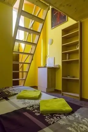 Family Oda, Birden Çok Yatak, Sigara İçilmez