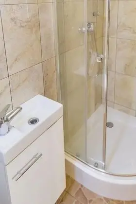 Family Oda, Birden Çok Yatak, Sigara İçilmez