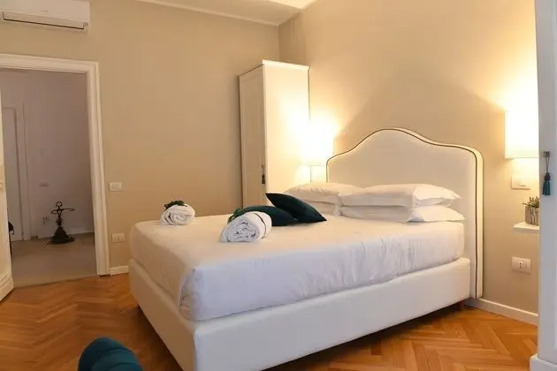 Deluxe Tek Büyük Yataklı Oda, Balkon, Deniz Manzaralı