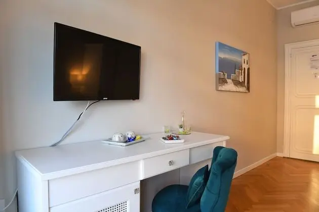 Deluxe Tek Büyük Yataklı Oda, Balkon, Deniz Manzaralı