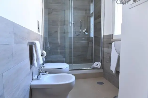 Deluxe Tek Büyük Yataklı Oda, Balkon, Deniz Manzaralı