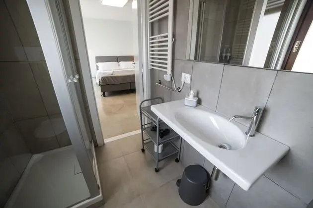 Superior Tek Büyük veya İki Ayrı Yataklı Oda (Marina)