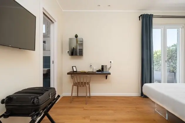 Comfort Tek Büyük Yataklı Oda