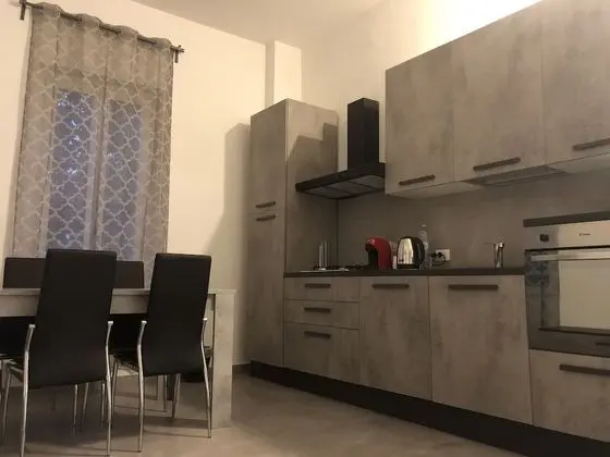 Design Tek Büyük Yataklı Oda (Oro)