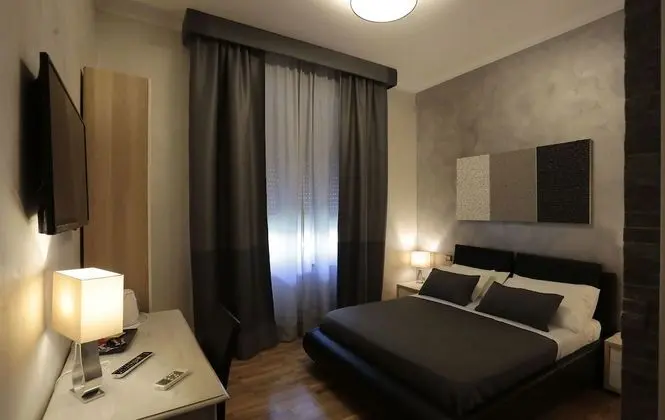 Üç Kişilik Oda, 1 Yatak Odası