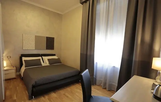 Üç Kişilik Oda, 1 Yatak Odası