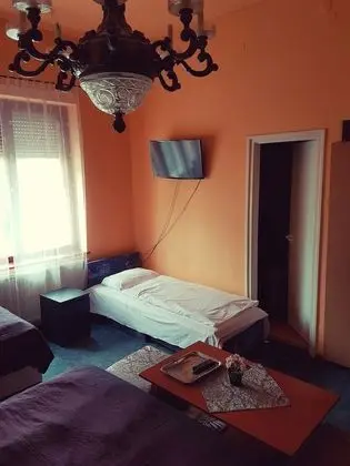 Standard Üç Kişilik Oda