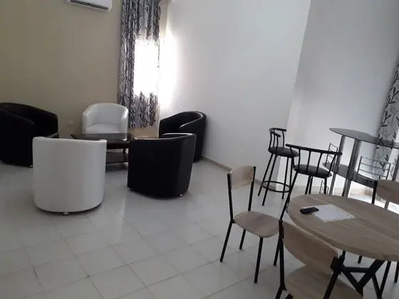 Junior Süit, 1 En Büyük (King) Boy Yatak, Buzdolabı, Şehir Manzaralı