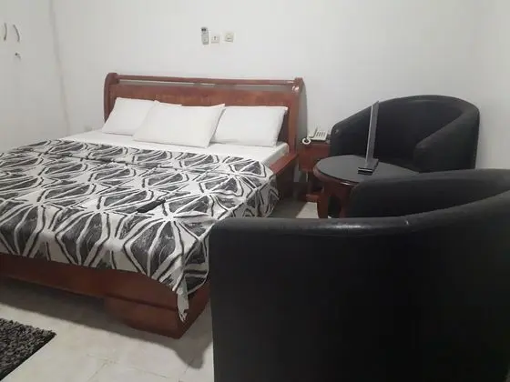 Luxury Tek Büyük Yataklı Oda, 1 En Büyük (King) Boy Yatak, Buzdolabı, Şehir Manzaralı