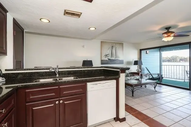 Luxury Daire, 2 Yatak Odası, Balkon, Göl Manzaralı