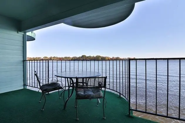 Luxury Daire, 2 Yatak Odası, Balkon, Göl Manzaralı