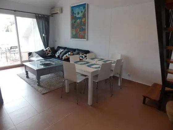 Apart Daire, 3 Yatak Odası (26979)