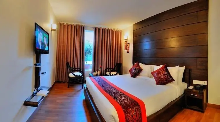 Deluxe Tek Büyük veya İki Ayrı Yataklı Oda