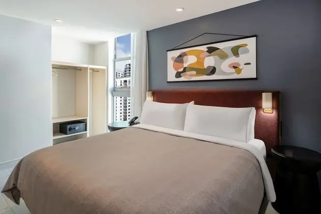 Süit, 1 Yatak Odası, Balkon (High Floor)