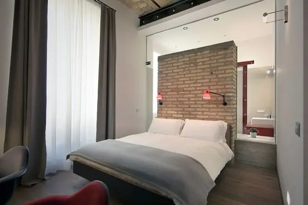 Tek Büyük Yataklı Oda