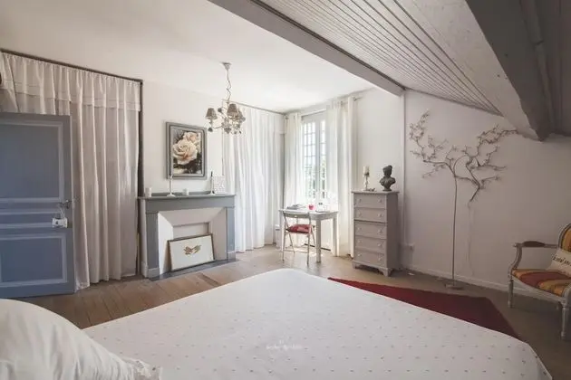 Tek Büyük Yataklı Oda (Claire)