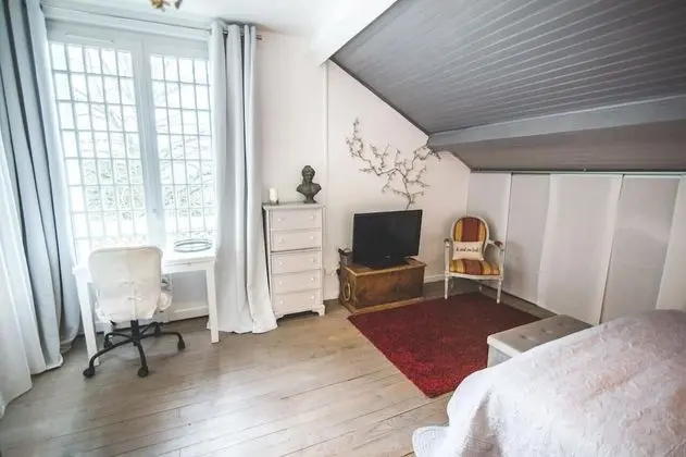 Tek Büyük Yataklı Oda (Claire)