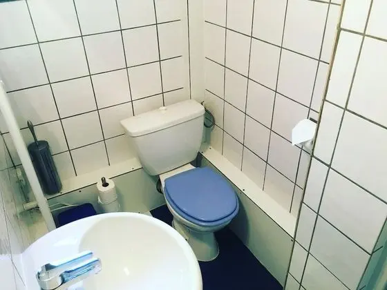 Tek Kişilik Oda, Sigara İçilmez