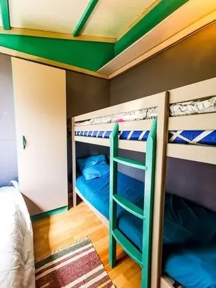 Family Dağ Evi, 2 Yatak Odası, Sigara İçilmez, Bahçe Manzaralı (Blue / Bleu)