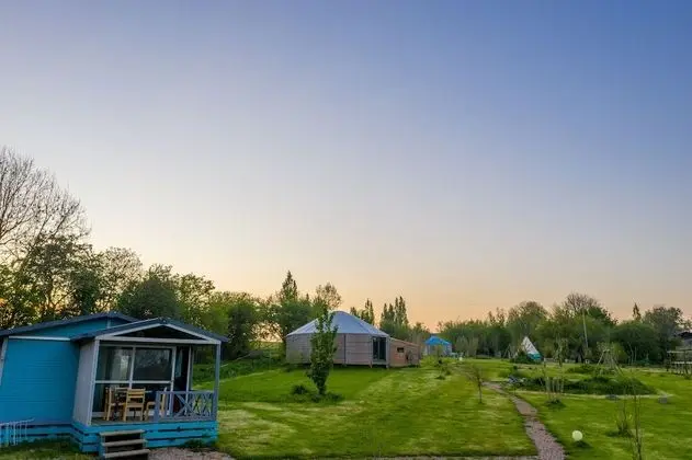 Family Dağ Evi, 2 Yatak Odası, Sigara İçilmez, Bahçe Manzaralı (Blue / Bleu)