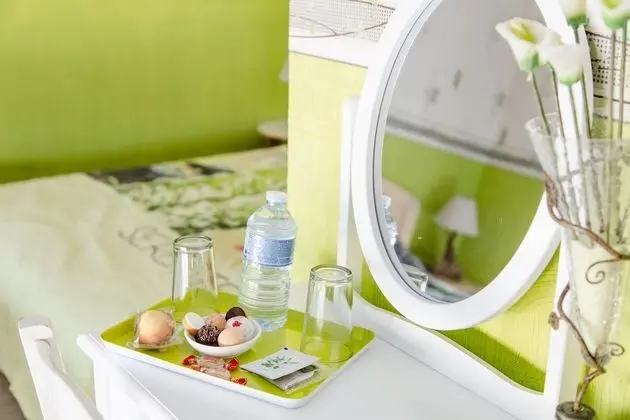 Family Oda (Nature Zen)