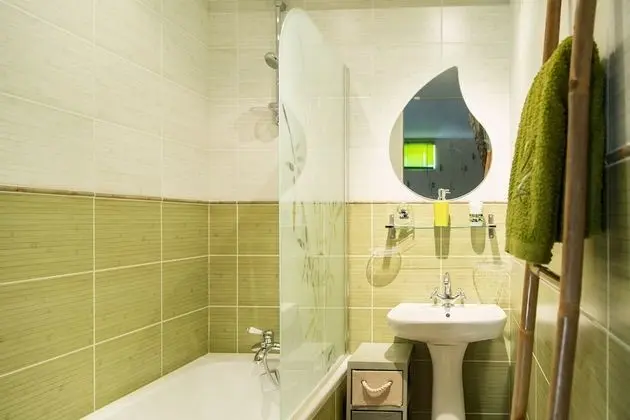 Family Oda (Nature Zen)