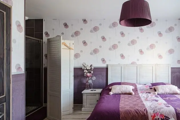 Tek Büyük veya İki Ayrı Yataklı Oda (Prune)