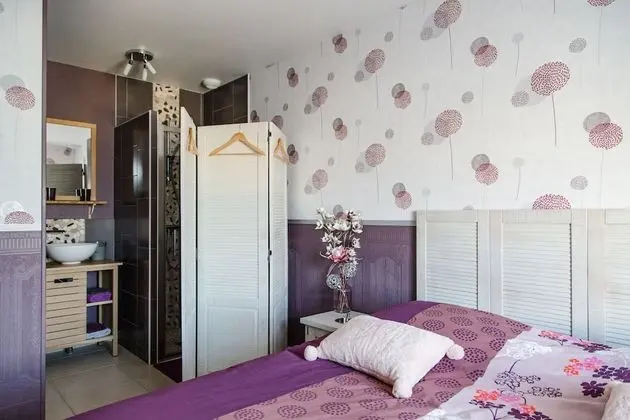 Tek Büyük veya İki Ayrı Yataklı Oda (Prune)