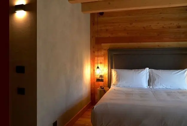 Classic Tek Büyük veya İki Ayrı Yataklı Oda