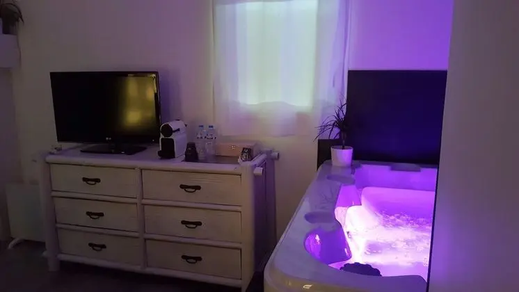 Tek Büyük Yataklı Oda (Bambou)