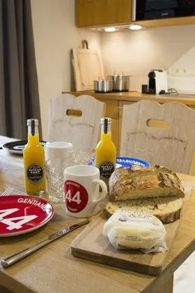 Apart Daire, Küçük Mutfak (1B Champagne)